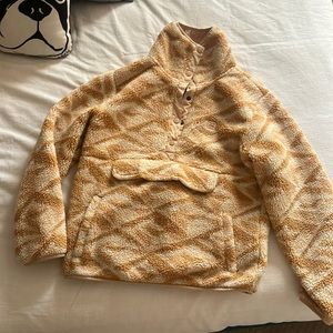 Billabong fuzzy pullover
